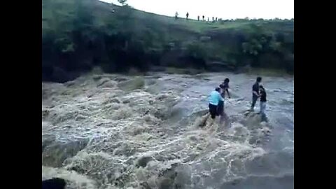 River Rafting accident 😱😱😱 killing