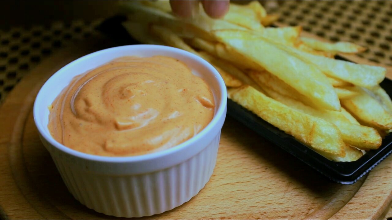 Hardee's Santafe Sauce Recipe with French Fries