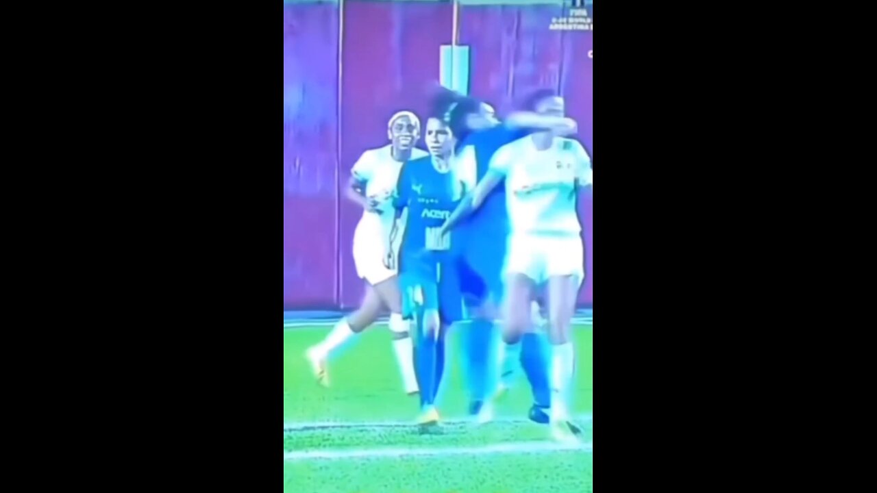 Yall think this was a foul?