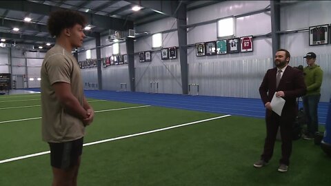 Badgers RB Braelon Allen discusses phenomenal freshman season in NBC 26 exclusive
