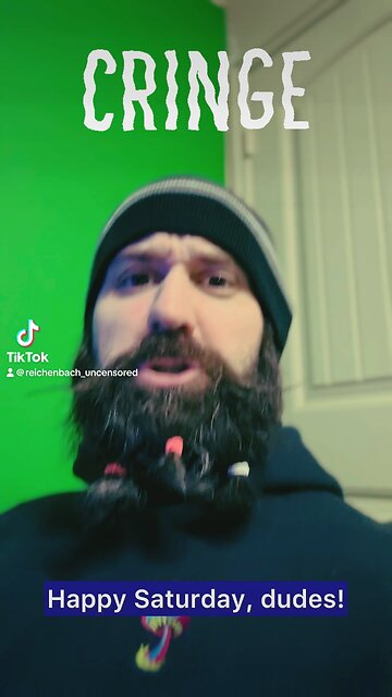 Happy Saturday, dudes! #happysaturday #saturday #lunchtime #greenscreen #cringe #dudes #beard