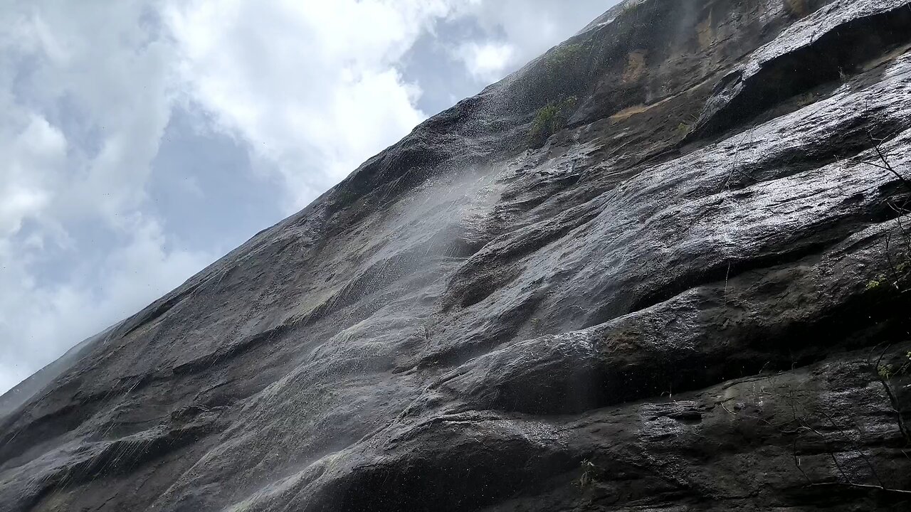 irachilpara waterfalls kanthaloor kerala