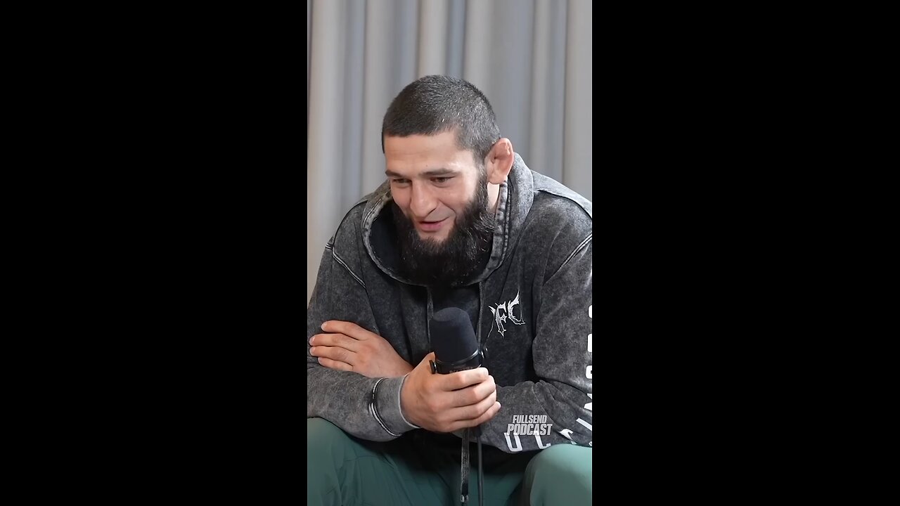 Guy calls Khamzat Chemaev as "Khabib"💀