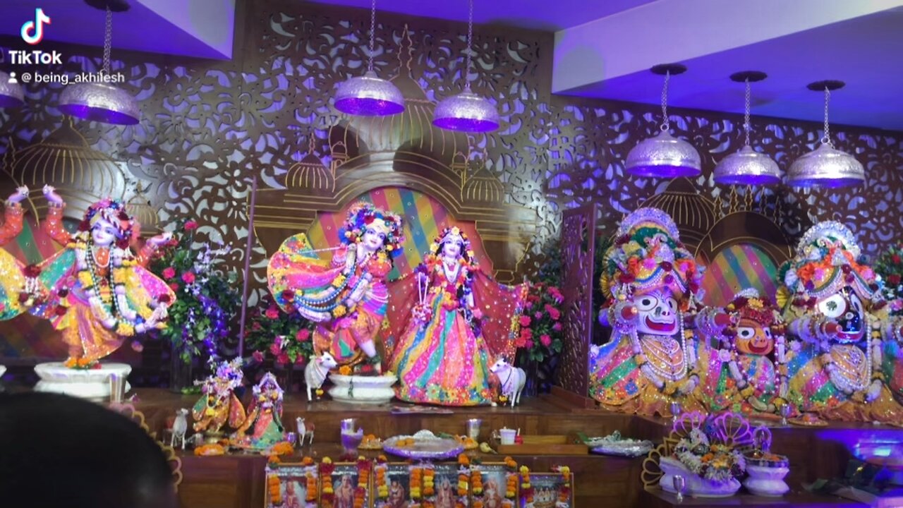 Radha ki man ki radha hi jane