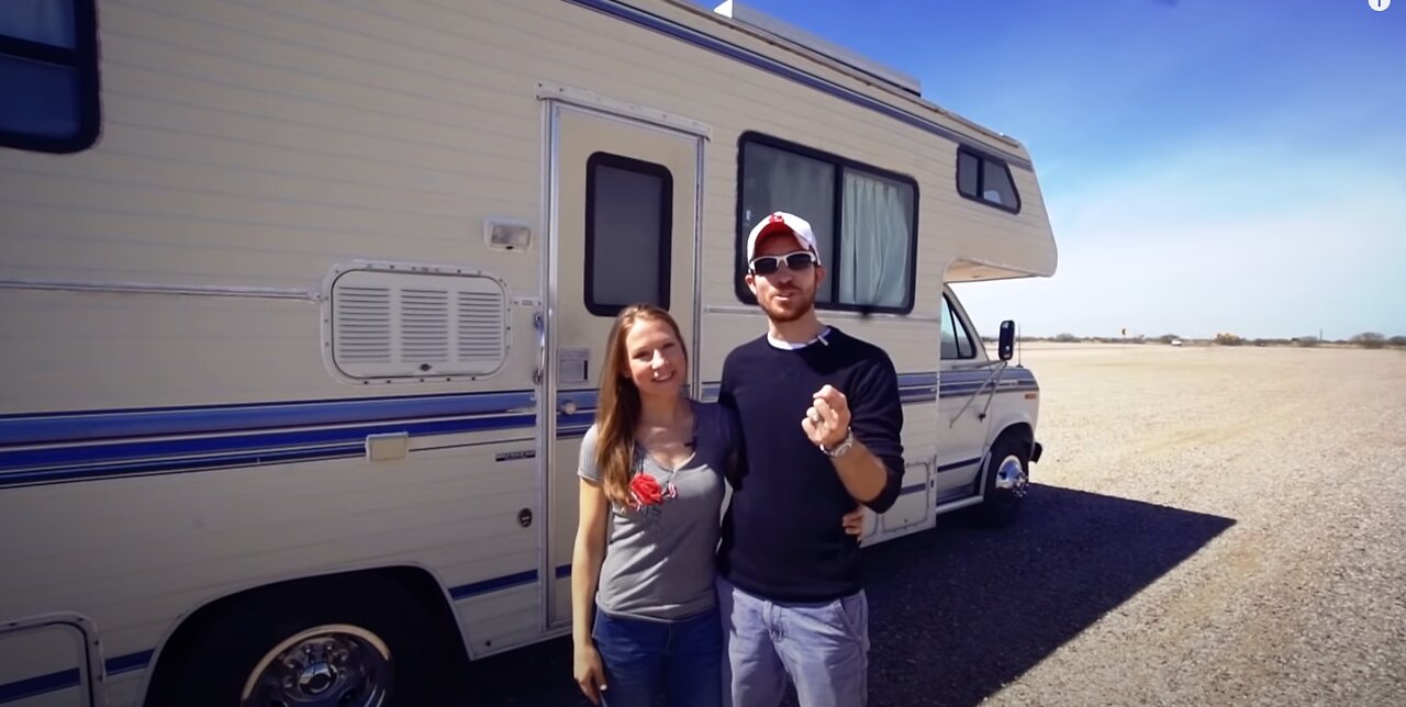 Renovated A Beautiful 1989 RV Into A Mobile Tiny House