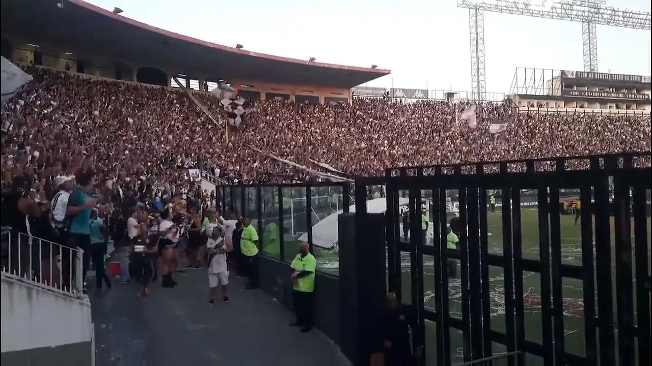 SÃO JANUÁRIO PULSANDO! - "SOU VASCAÍNO E O SENTIMENTO NÃO PODE PARAR OLÊ OLÊ OLÊ OLÊ OLÊ OLÊ OLÁ"