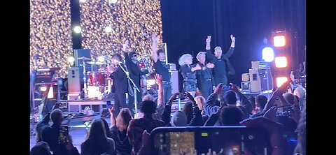 Blondie ~ Dreaming ~ Greek Theatre