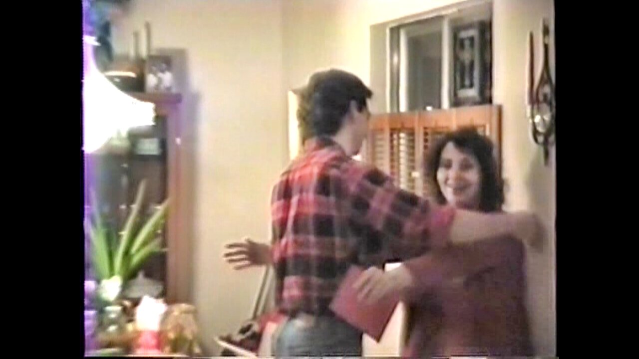 1988-12-24 Christmas Eve Family Gathering at Tony & Cathy's