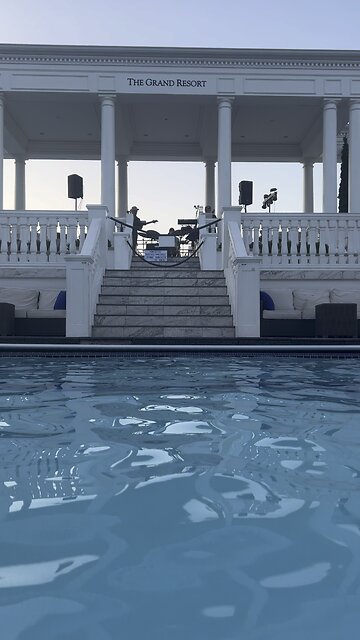 Qwister @ Avalon Grand Resort in Warren Ohio