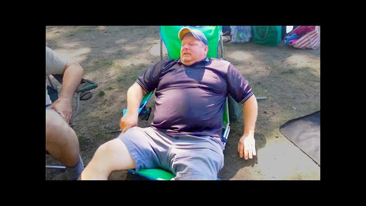 FUNNY99TEAM | HE BROKE THE CHAIR! | FUNNY FAILS