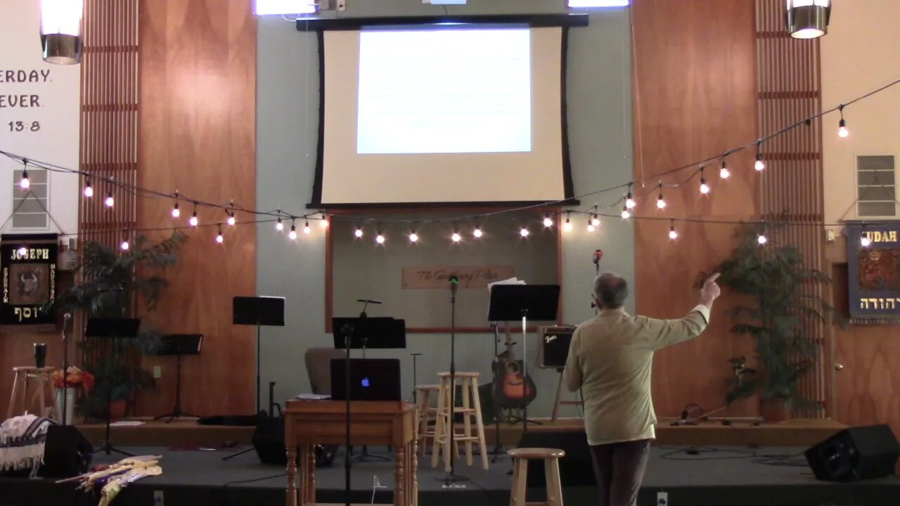 Mid-Valley Fellowship | VaYishlach - And He Sent - Nov. 20, 2021