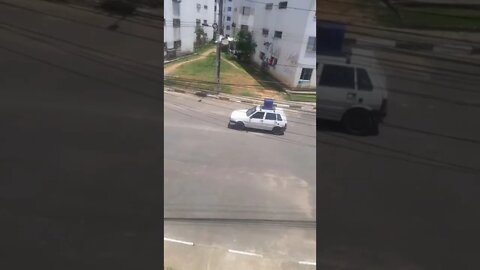 O QUE ACONTECE SE ESSE CARRO PASSAR NA SUA RUA ? VOCE CONHECE ESSE CARRO ( MEME ) ( VIRAL ) #shorts