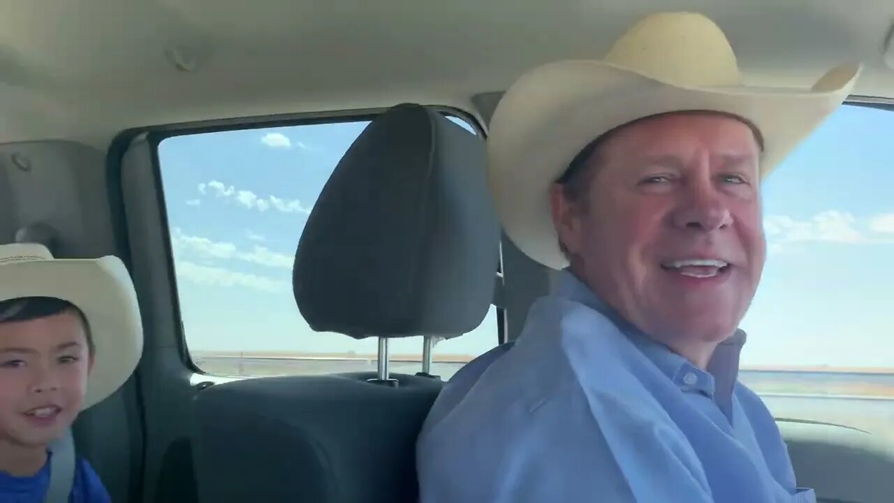 Bovina, Texas, Dollar General, Lots of Cattle and Great People on DATBB (Ben and Zac McCain) Ep 481