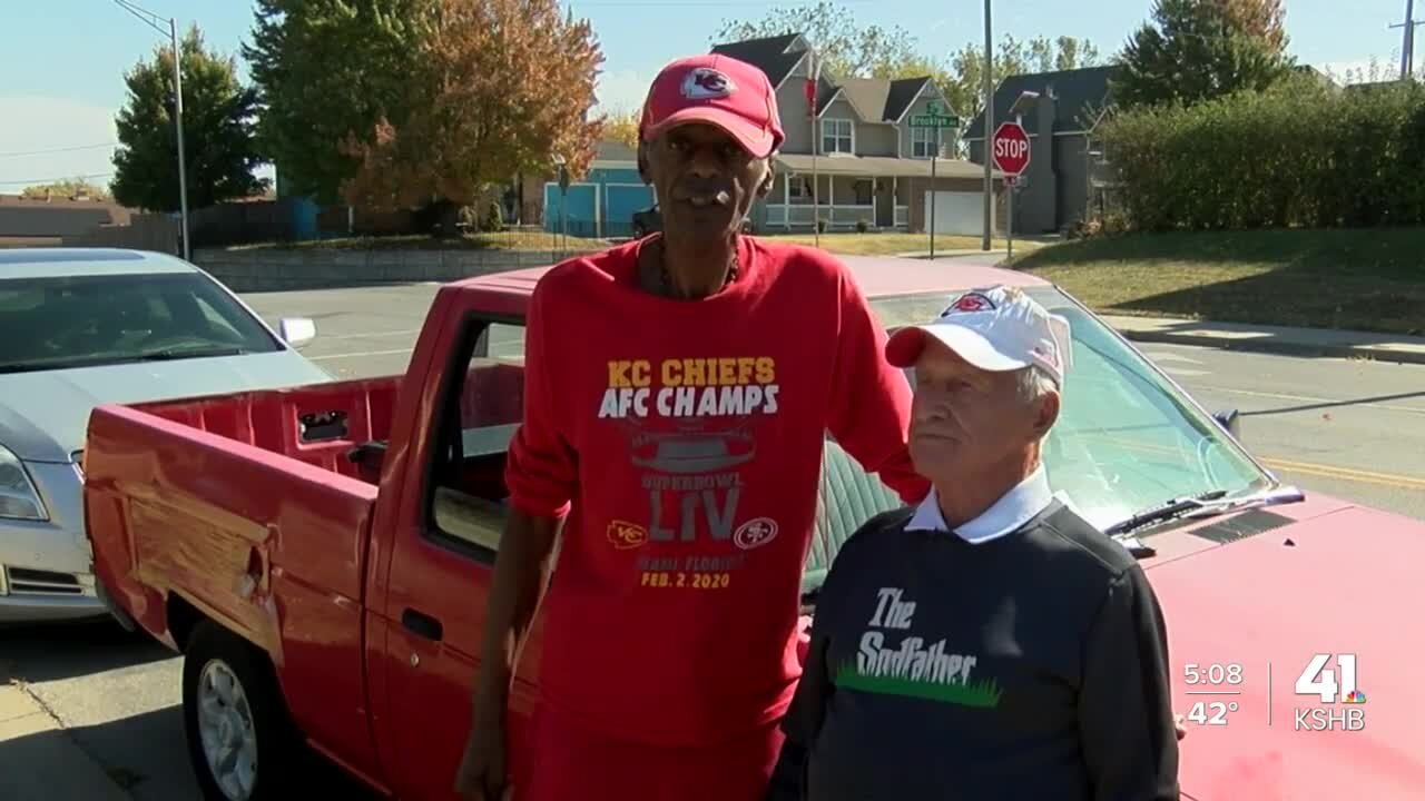 Former Chiefs, Royals grounds crew members reunite