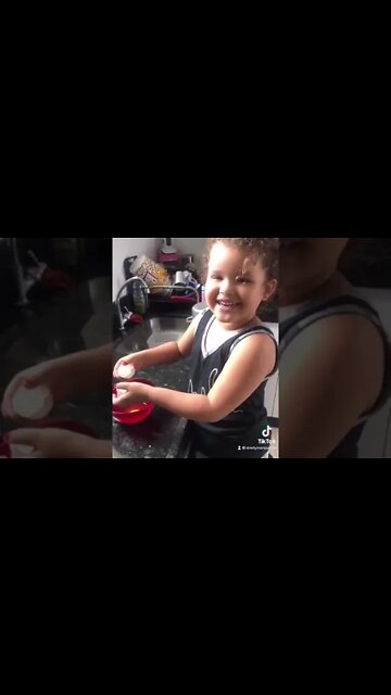 MEU PRIMEIRO BOLO DE CHOCOLATE #chocolate #bolo #criança #viral #meme #shorts