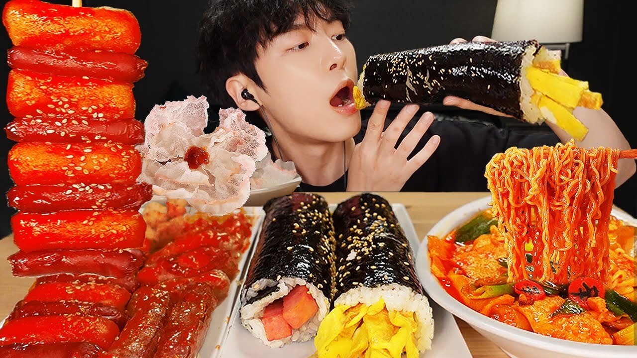 ASMR MUKBANG | Fire Black bean Mushrooms, Sausage, Rice cake, Black bean noodles, Seasoned Chicken