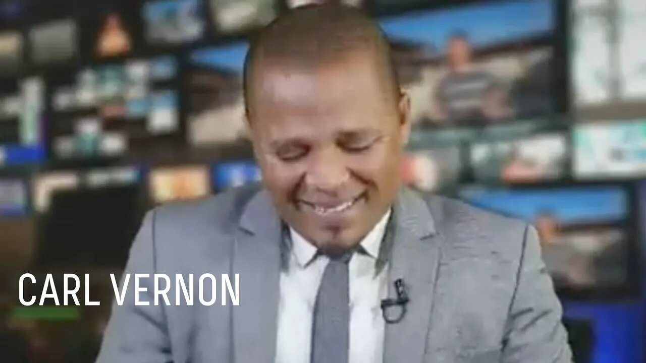 His reaction is priceless 😂