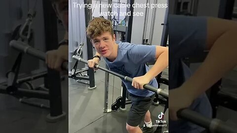 Trying a new cable chest press watch and see #gym #fypシ #fypシ゚viral
