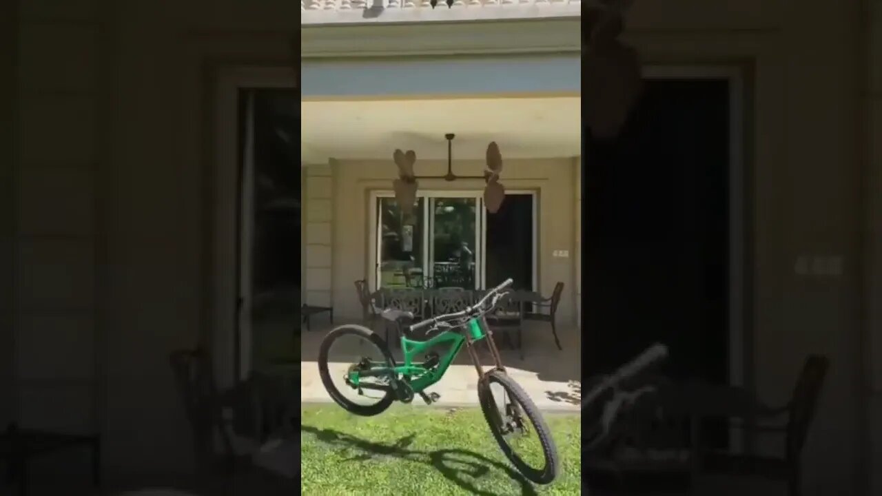 O DIA QUE CHOVEU BICICLETA