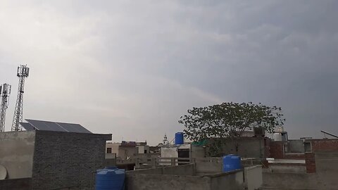 Mosam ha Awesome | Tasbih in afternoon | Weather is fantastic | Cool Breeze #lahore #noon #clouds