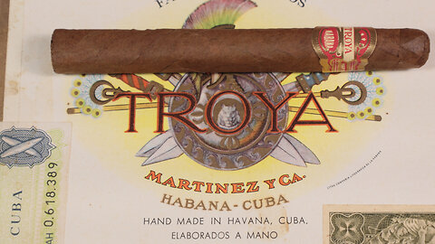 Troya Universales 1972 Cuban Cigar Unboxing Cuban Cigar Review