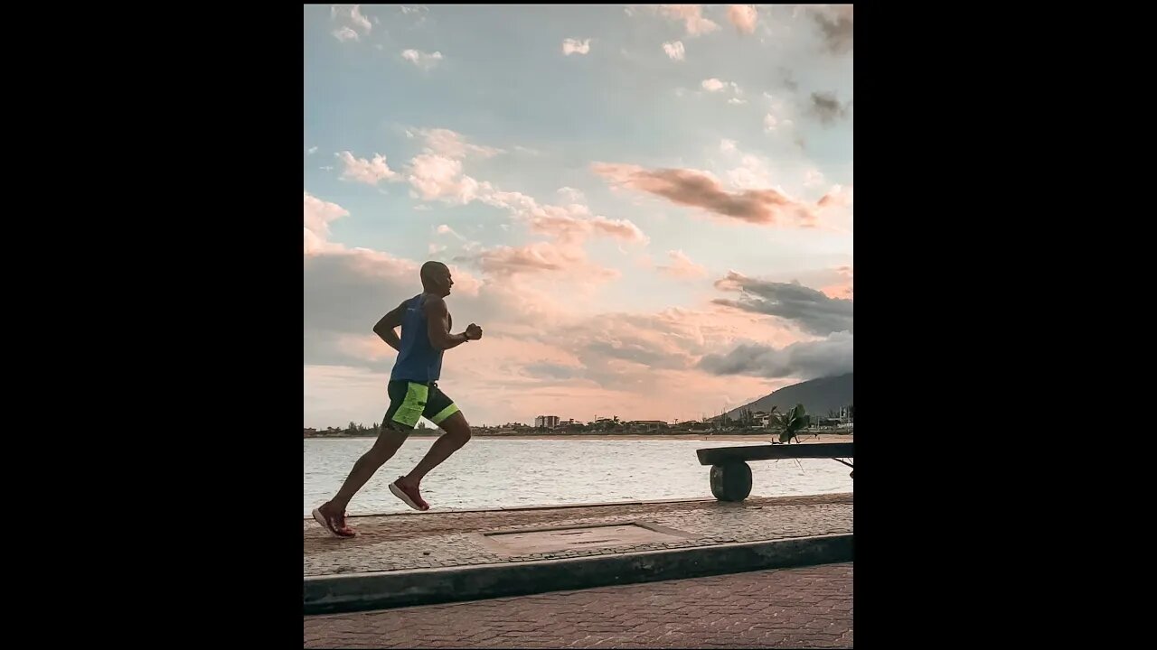 CORRIDA NO PÔR DO SOL...