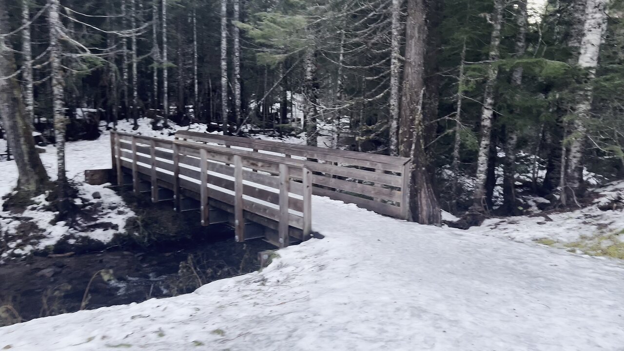 CROSSING TEN BRIDGES! – Mirror Lake & Tom, Dick & Harry Mountain – Mount Hood – Oregon – 4K