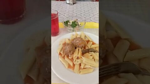 Where Normal Russians Eat