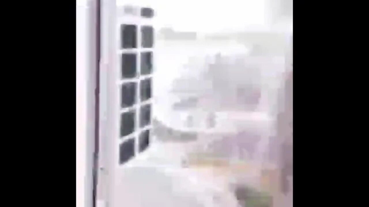 🇷🇺🇺🇦 Video Of A Missile Strike On The SBU Building In Kharkiv On March 2/22