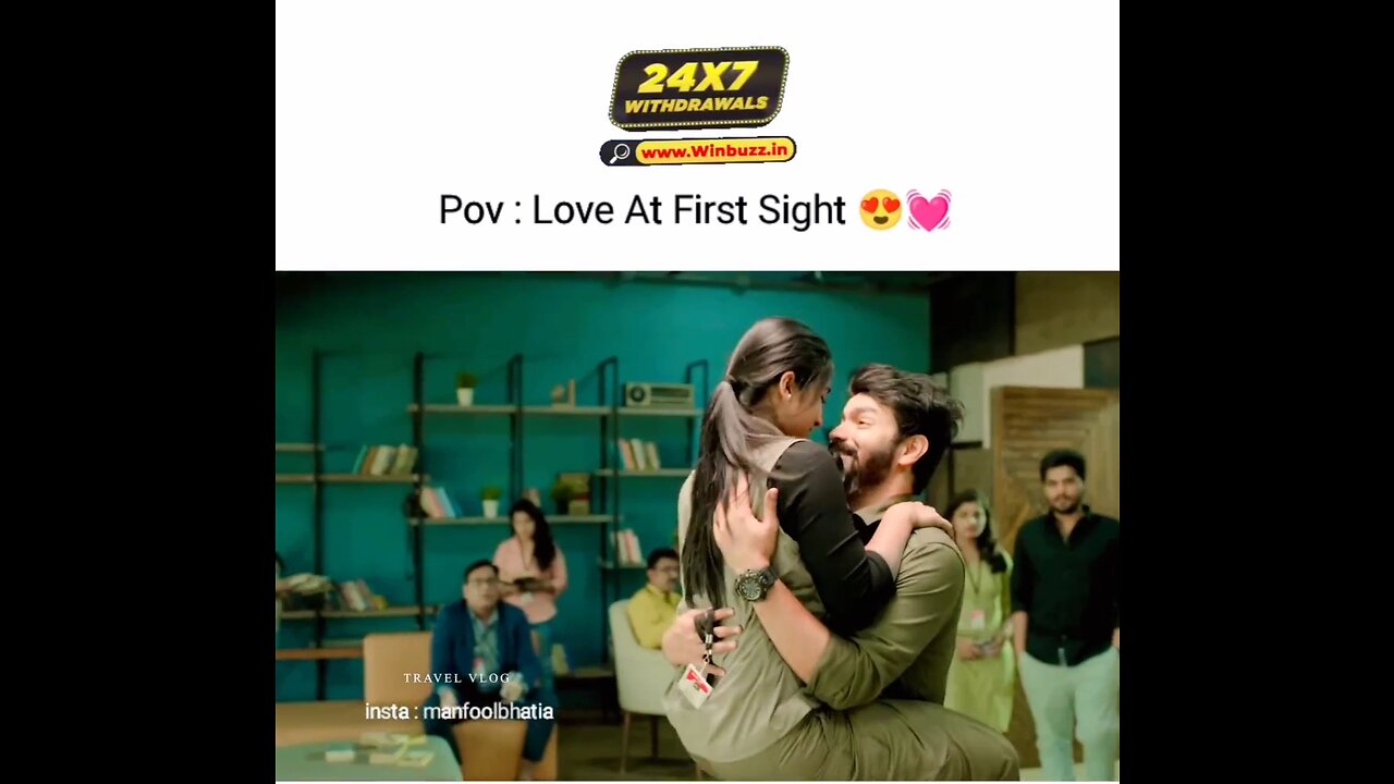 Love at first sight ❤️ wait for hugg 💞 #love status #viral