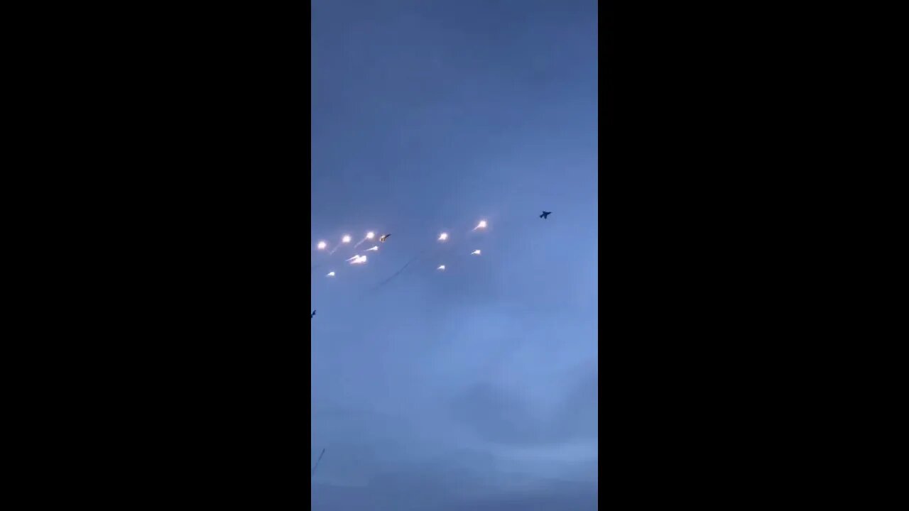 RUSSIAN JETS FLYING OVER DONBAS! RUSSIA UKRAINE VAR!