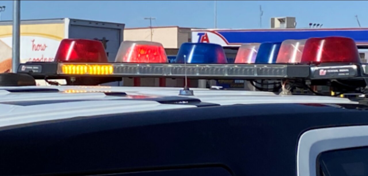 Vegas PD: Pedestrian hit, killed by vehicle on Boulder Highway