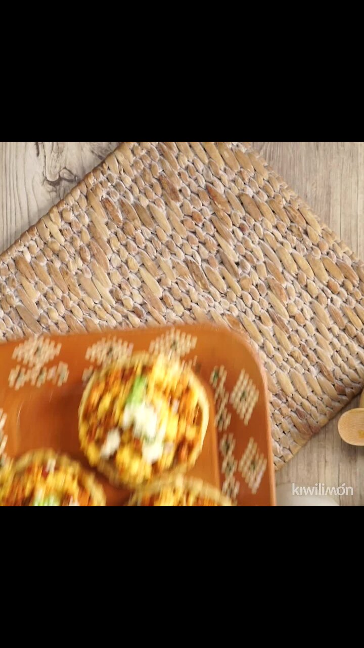 Chorizo & Eggs Pellizcadas