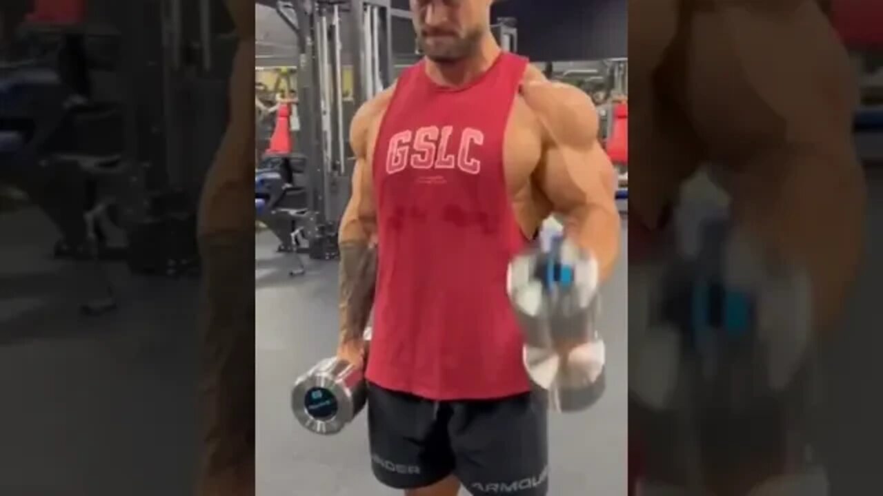 Treino de Bíceps Cbum