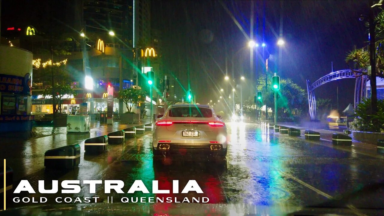 Driving through Queensland Cyclone || GOLD COAST || AUSTRALIA