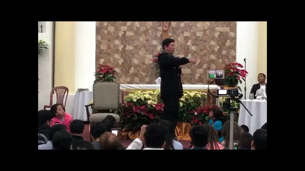 Padre Luis Toro vs Protestante.