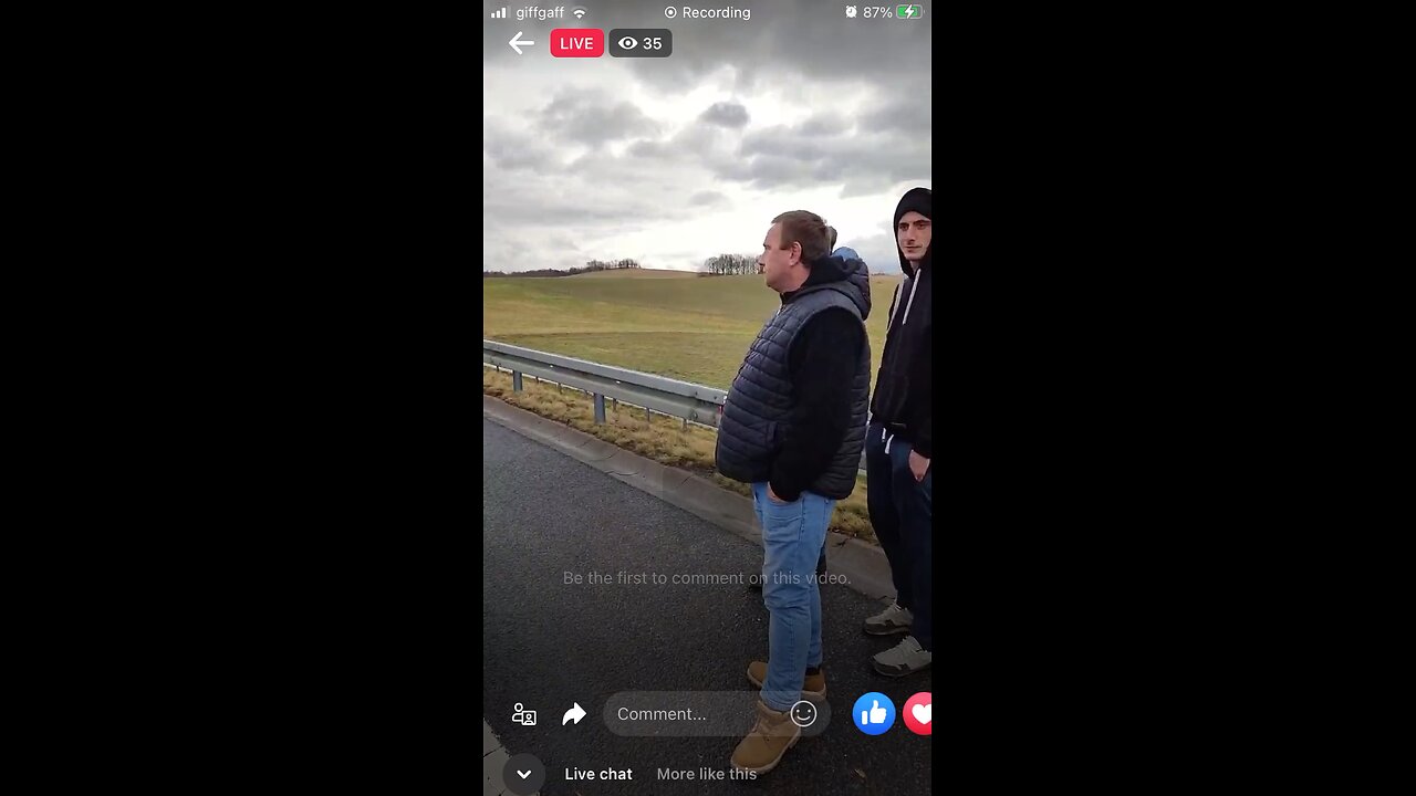 In poliwh 🇵🇱 : farmers blocking roads 🚜🇵🇱 09/02/2024