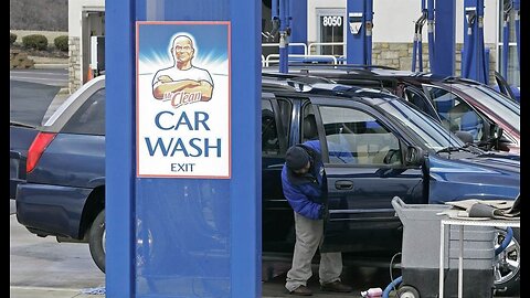 Car Wash Employee Gets the Last Laugh After Customer Throws Lemonade at Her