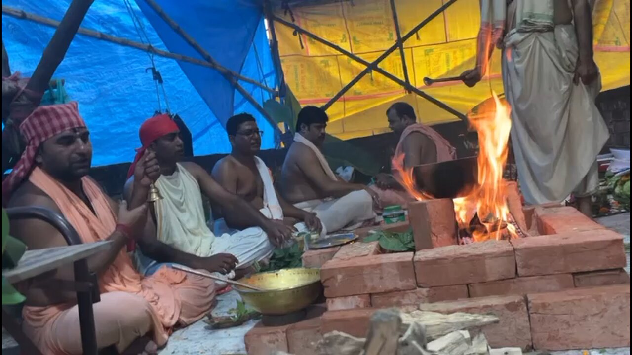 indean fastival om kaise hota hai