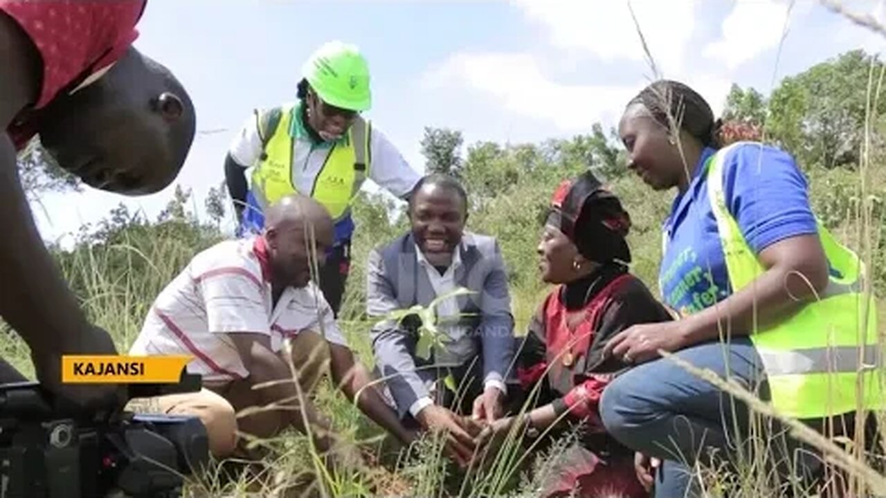 MIN OF WATER & ENVIRONMENT JOINS TOTAL ENERGIES TO LAUNCH THE ROOTS RUNNING OUT OF TREES CAMPAIGN