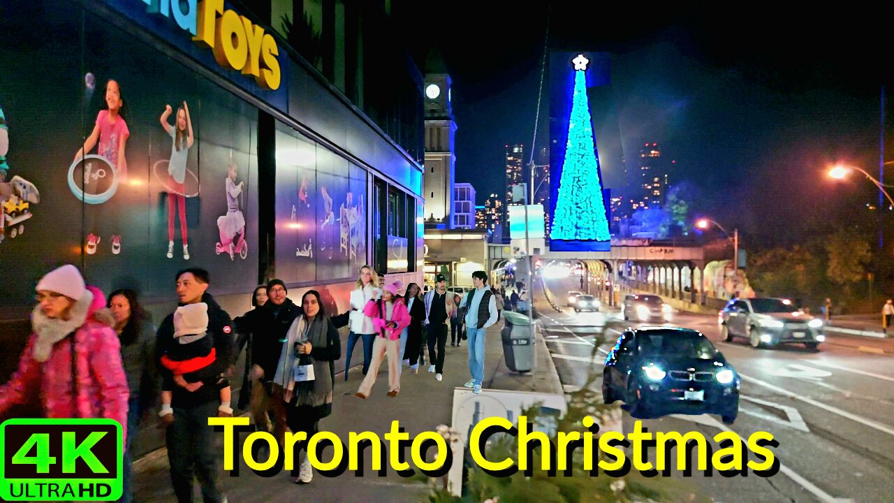 【4K】Toronto Yonge street Christmas Tree 🎄 luxury night walk Canada 🇨🇦