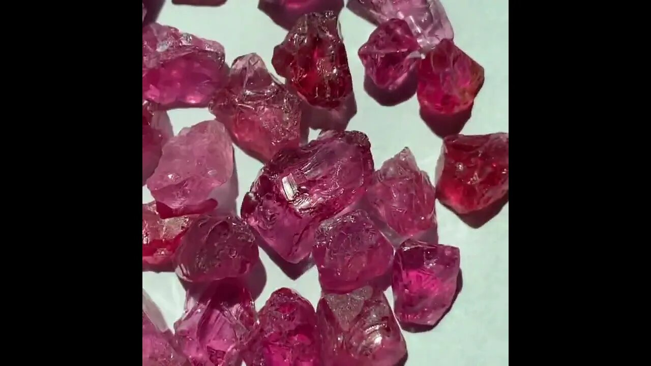 Mahenge Spinel, Tanzania