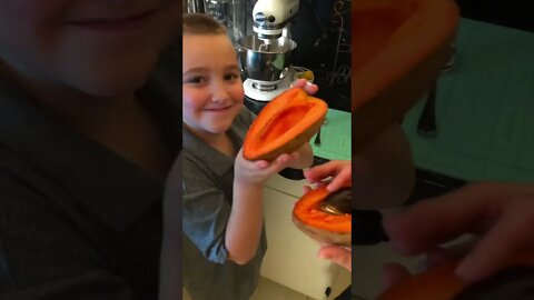 This MYSTERY FRUIT Tastes Like PUMPKIN PIE, DO YOU KNOW WHAT IT IS??? 😋🥧 #shorts #viral #tiktok