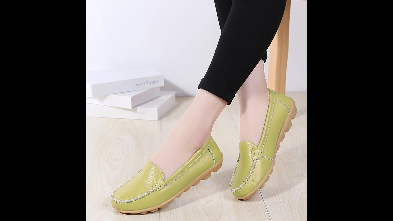 Genuine Leather Shoes Woman Soft Boat shoes for Women Flats shoes Big size 35-44 Ladies Loafers