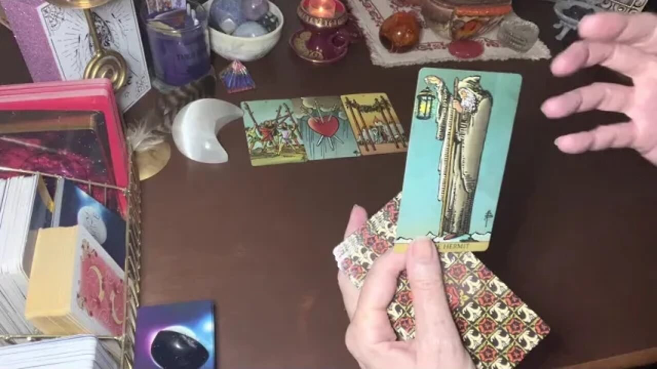 SPIRIT SPEAKS💫MESSAGE FROM YOUR LOVED ONE IN SPIRIT #101 ~ spirit reading with tarot