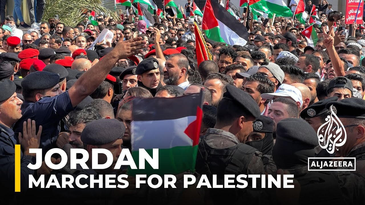 Thousands rally outside US and Israeli embassies in Amman
