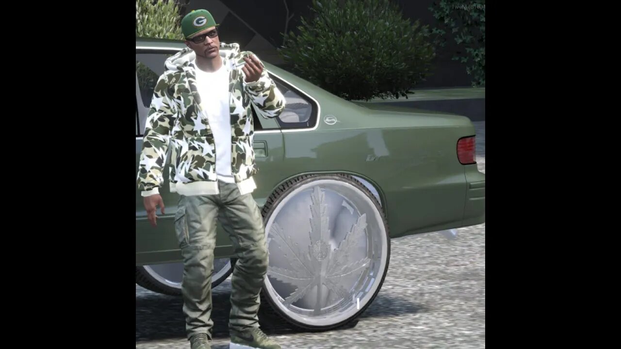 GTA 5 MODS | INTRODUCTION TO "SMOKE" | CREATING CONTENT | FIVE M SERVER | ROAD TO 500 SUBS |