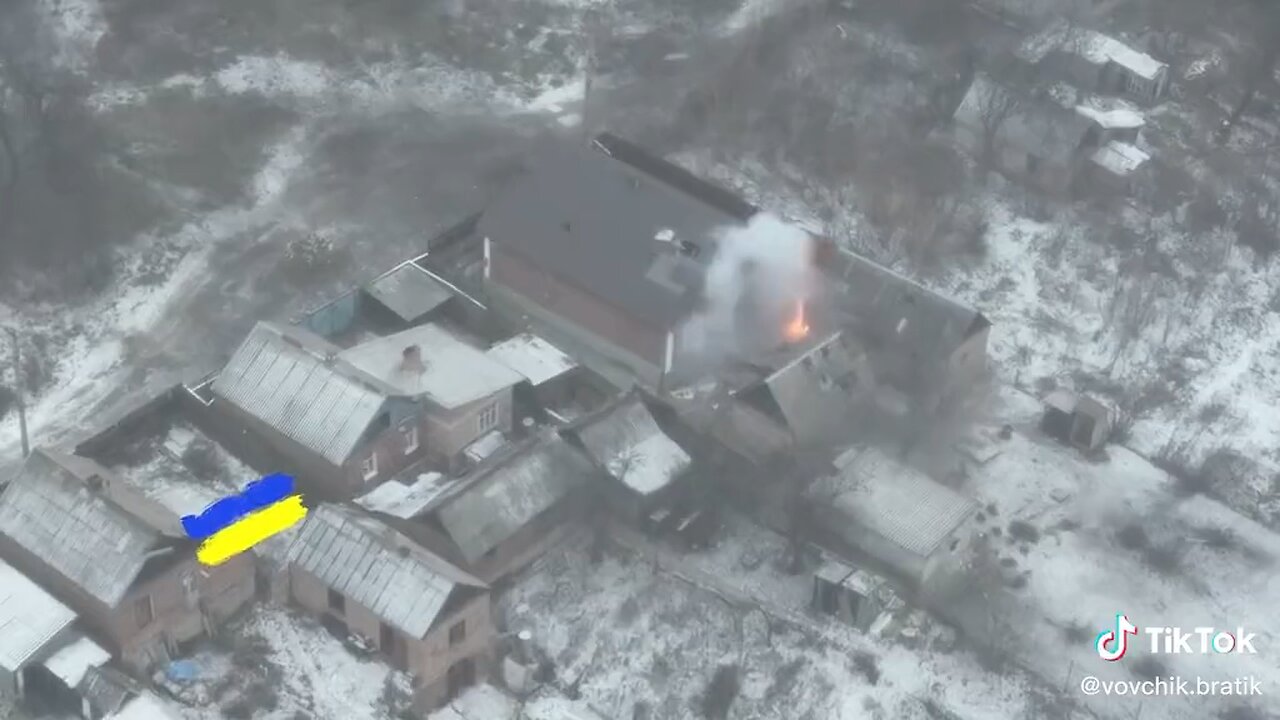 Ukrainian Soldier Combating 4 Russians In A House