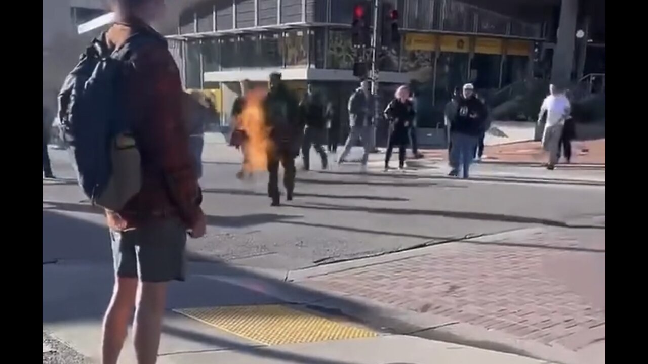 Graghic: Man Sets Himself On Fire Outaide University Of California Campus