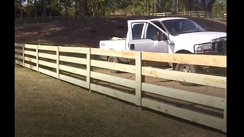 Backyard fence build